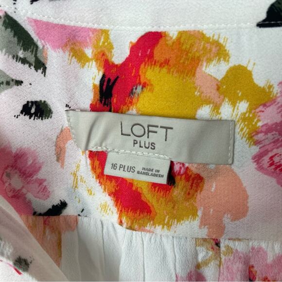 Beautiful LOFT Blossom Shirred Split Neck Blouse, Floral, Flattering, Career, 16 - Picture 8 of 9